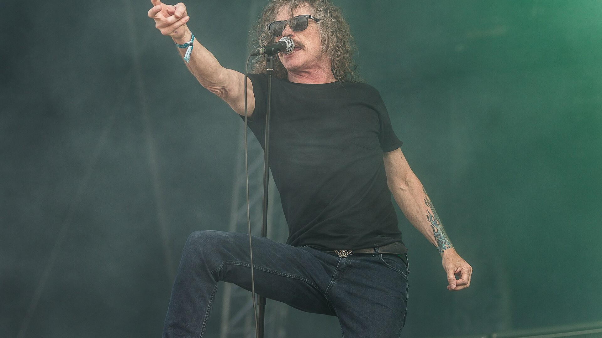Blitz en pleno show con Overkill